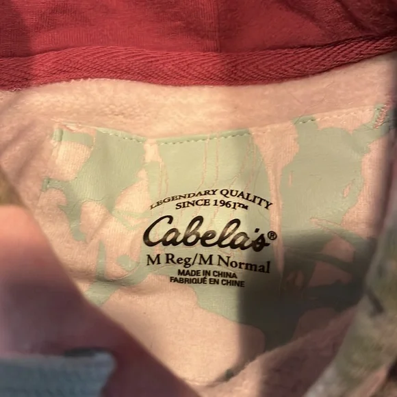 Cabela’s hoodie.. Medium - Picture 3 of 3